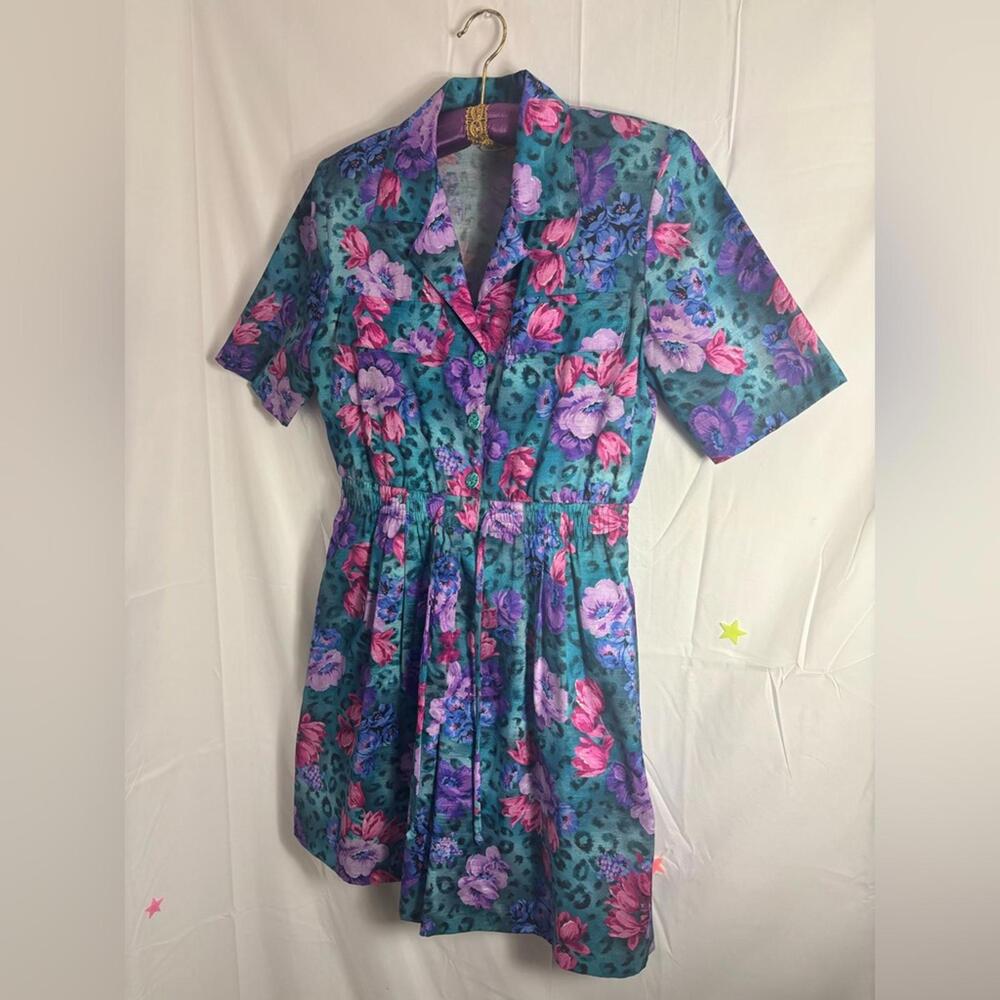 VTG Joan Walters’s Floral+Leopard Turquoise Short Sleeve Collared Romper Size M